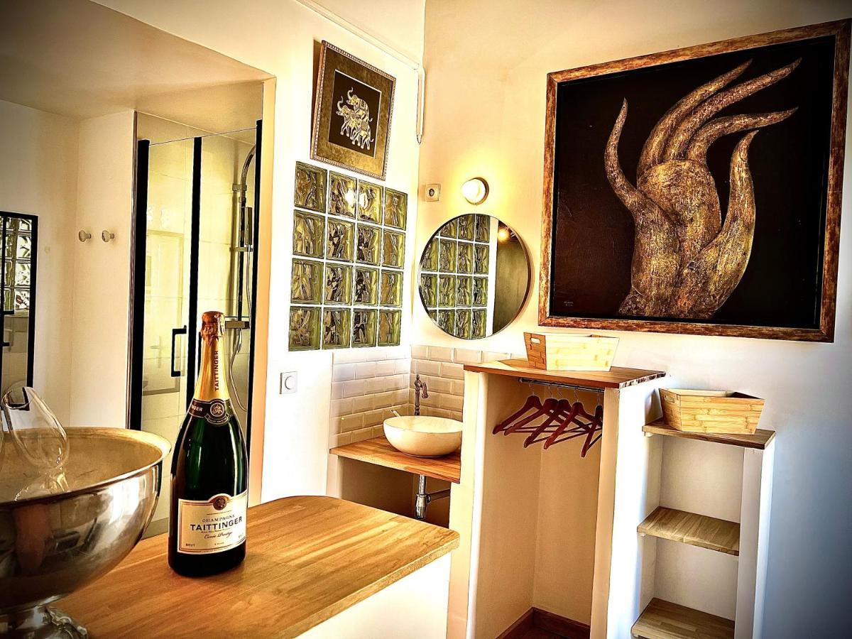 Cozy Studio Avec Terrasse Au Village Naturiste Cap Agde Luaran gambar